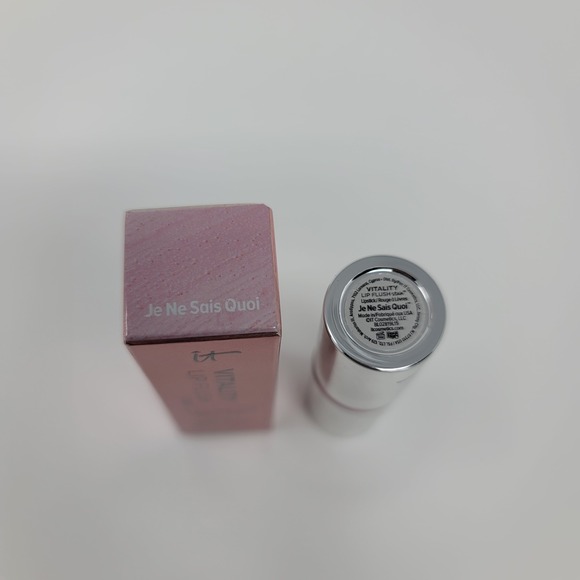 IT Cosmetics Vitality Lip Flush Stain Je Ne Sais Quoi 4-in-1 Hydrating Balm - Picture 4 of 5